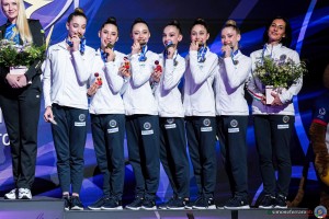 podium jr group sfe02334 copia simone ferraro ph